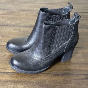 Born Boots Womens Sz 9 40.5 Black Leather Mireille Classic Block Heeled Platform